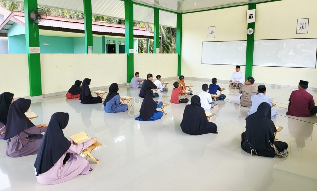 Pembelajaran Kitab Kuning Santri & Santiwati Tazkia Paser