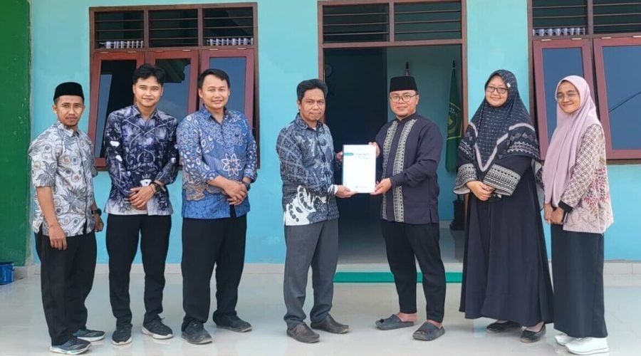 Pondok Pesantren Tazkia Paser Serahkan Dokumen Izin Pendirian kepada Kementerian Agama Kabupaten Paser