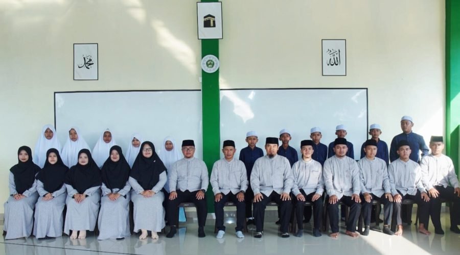 Tazkia Paser Mencetak Kader Pemimpin Umat
